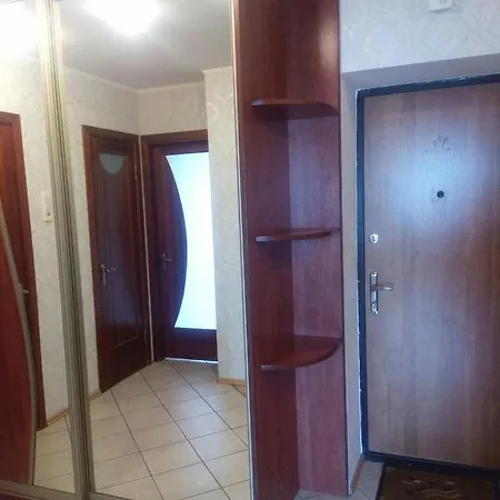 Piacdziasiat Hadou Pieramohi 17 Апартаменти Мінськ