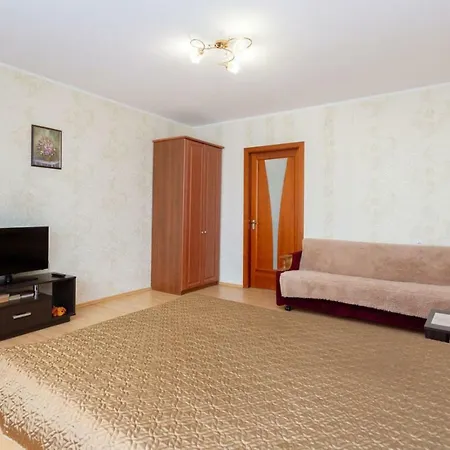 Piacdziasiat Hadou Pieramohi 17 Апартаменти Мінськ