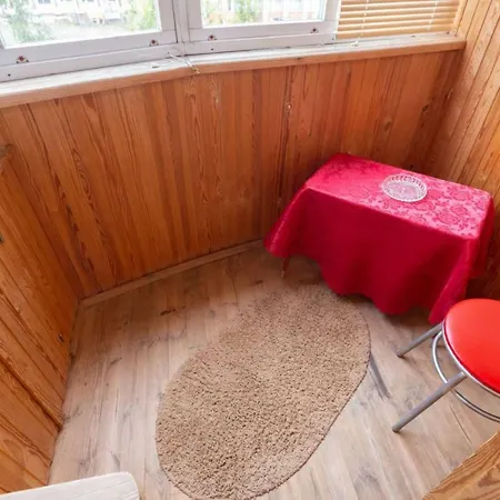 Piacdziasiat Hadou Pieramohi 17 * Мінськ